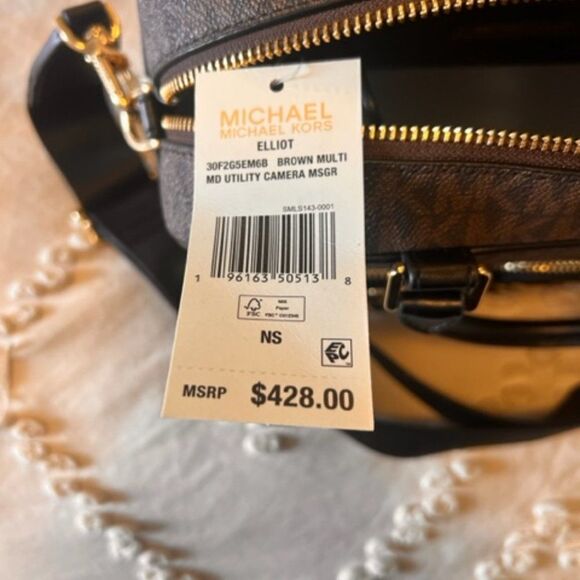 Stylish Women's Bag with Animal Print and Studded Design - Picture 10 of 11